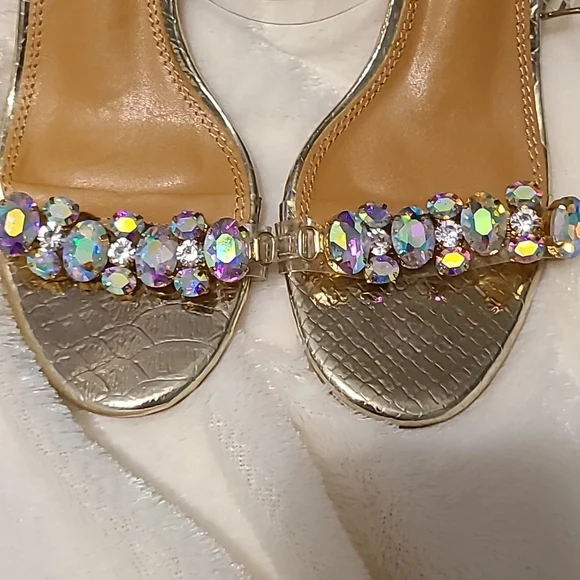 Shoes, Heels, Zapatillas, Zapatos - Picture 5 of 7